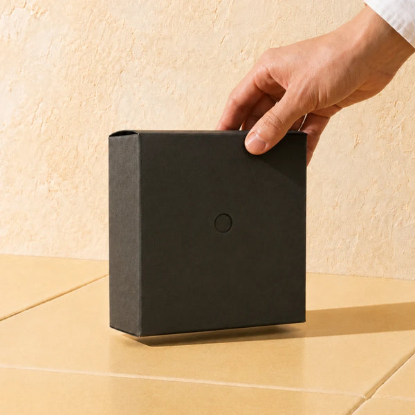 Boîte sténopé Sténoflex noire fermée prête pour la prise de vue