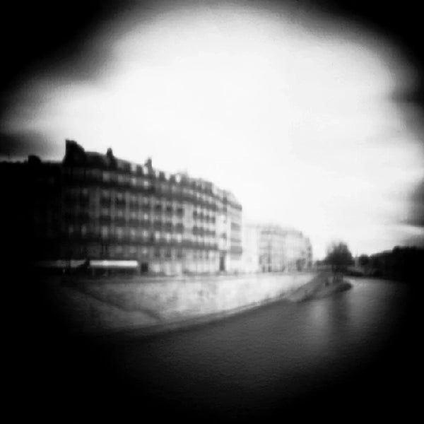 Paysage photographié au sténopé par Eric Marais